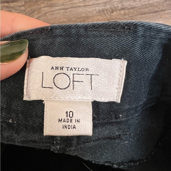 Ann Taylor Loft Black Mid Rise 100% Cotton Shorts Size 10 - Picture 6 of 7